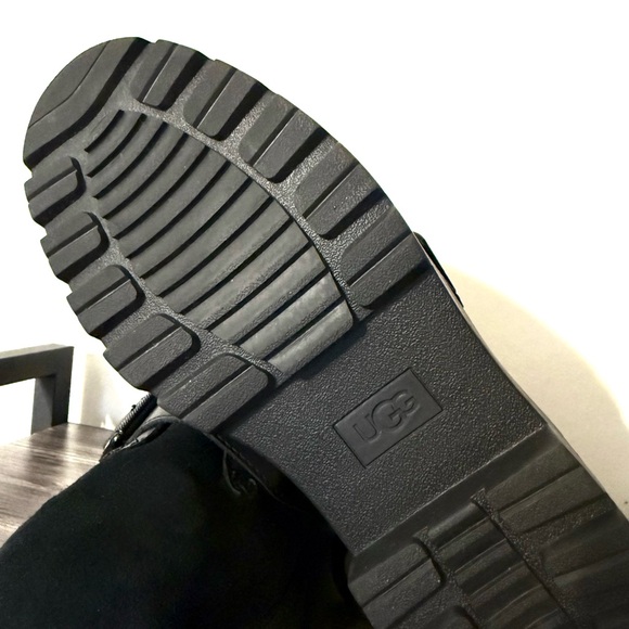 NEW UGG ZORRAH CALF HAIR BLACK BOOT Size: 11 - Picture 5 of 9